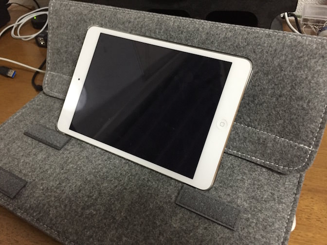 Inateck Macbook 13インチケース  iPadスタンド