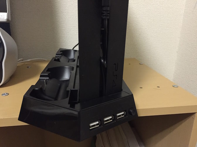 PS4縦置きスタンド USBハブ